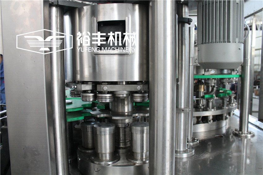 Monoblock 2 in 1 Soda Can Filling And Seaming Machine 